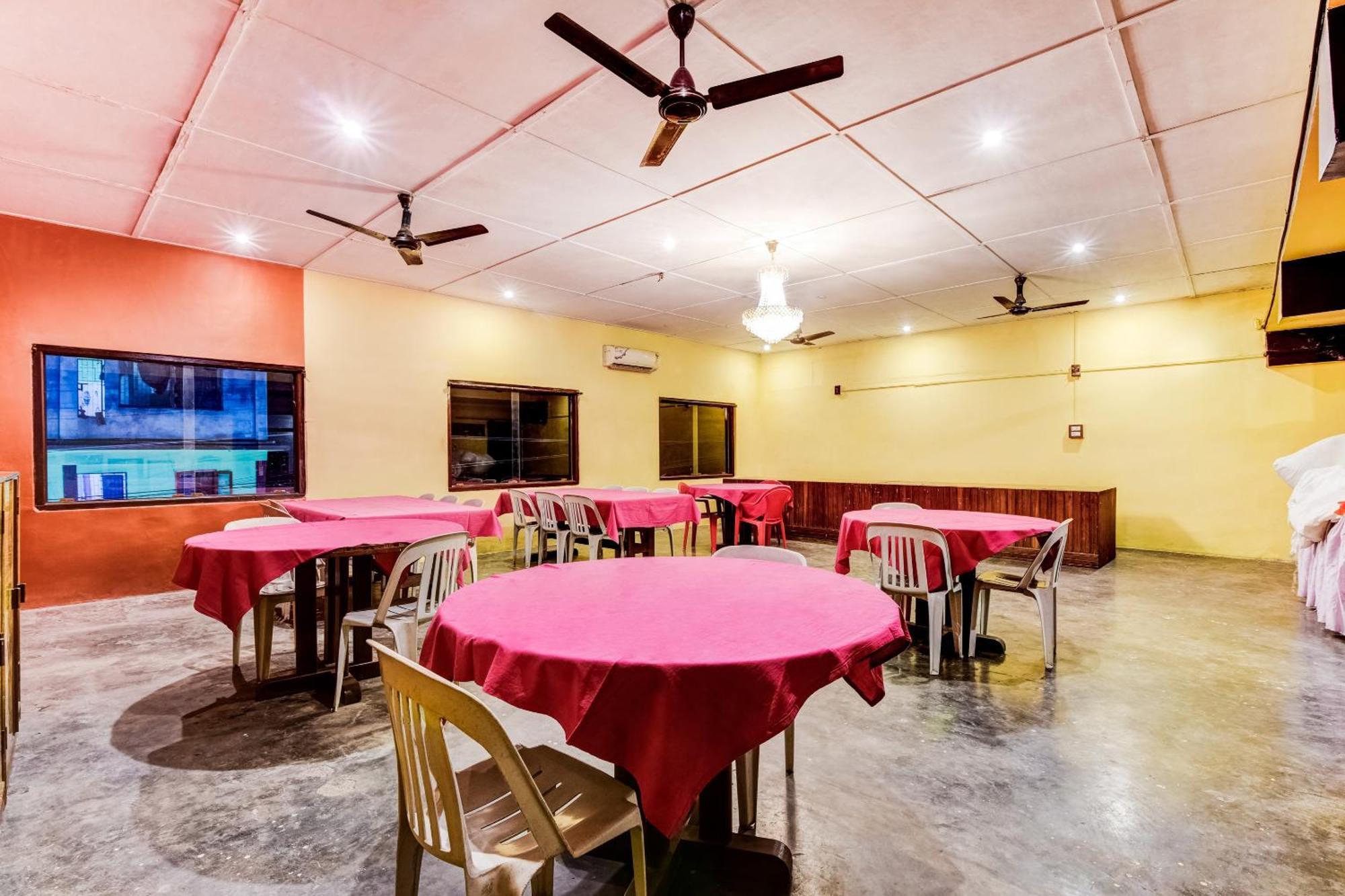 Spot On Durba 2 Hotel Tezpur Kültér fotó