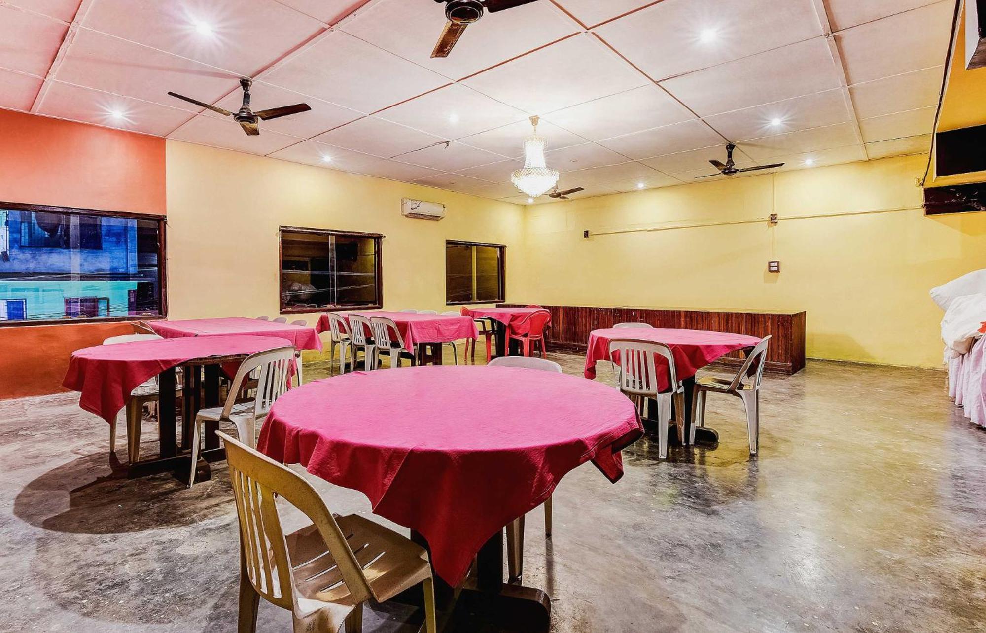 Spot On Durba 2 Hotel Tezpur Kültér fotó