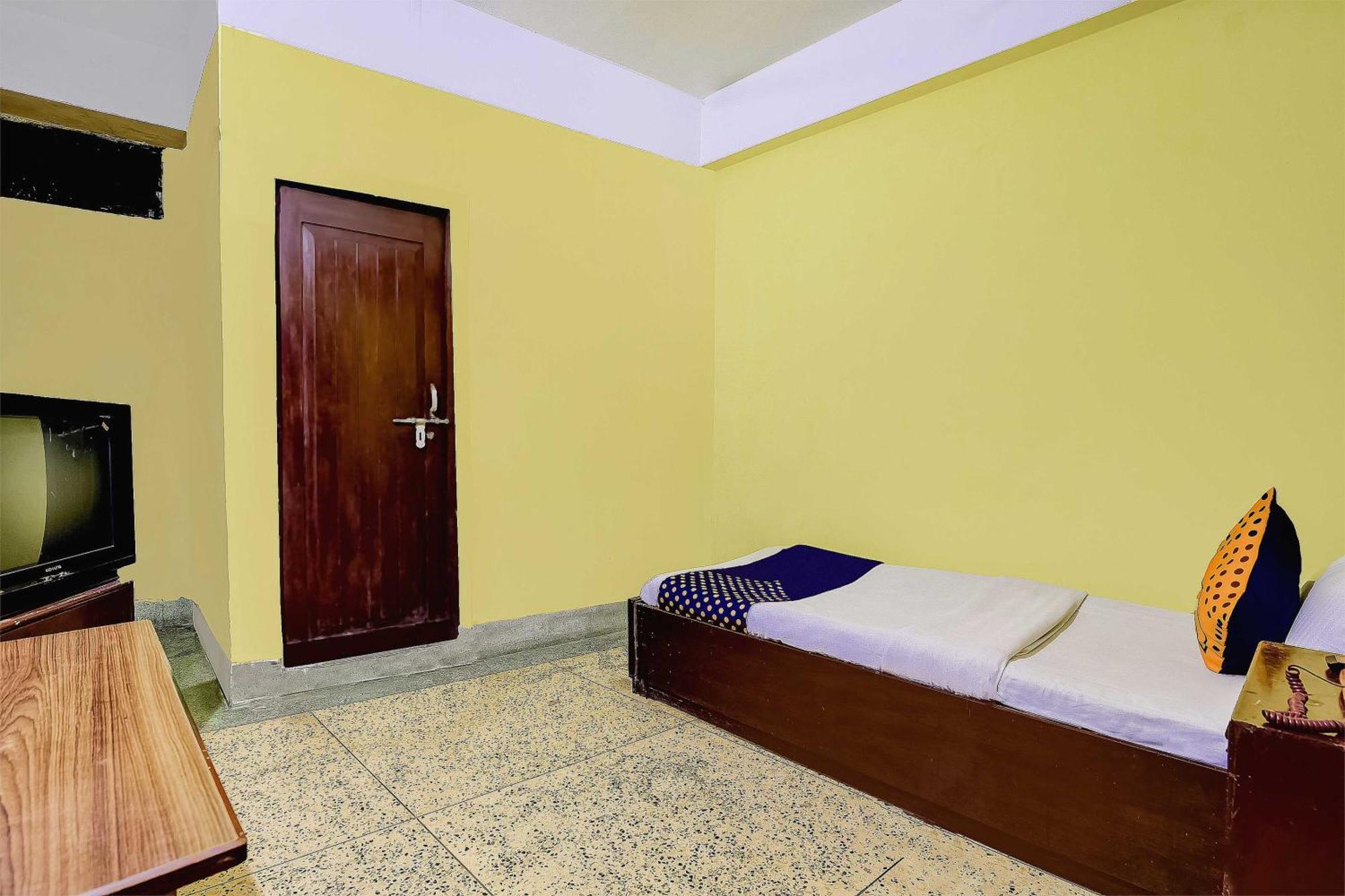 Spot On Durba 2 Hotel Tezpur Kültér fotó